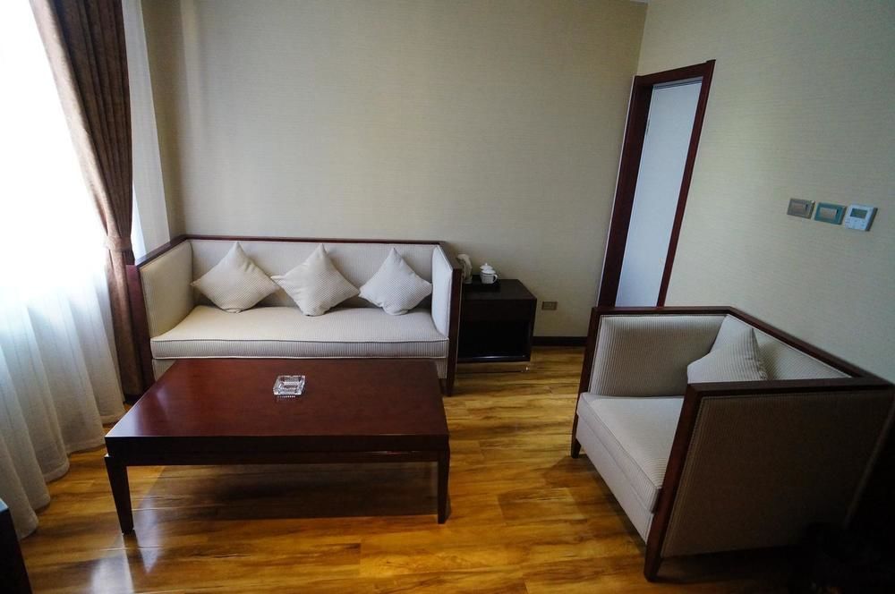 Sunshine Holiday Hotel Liaocheng Dış mekan fotoğraf